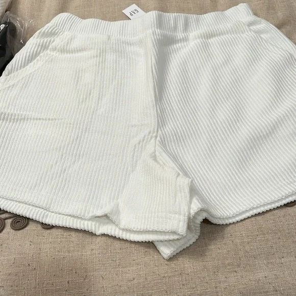 Gap Off White Rib Easy Shorts/NWT/Various - Picture 4 of 11